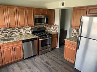 54 Midland Ave, Elmwood Park, NJ 07407