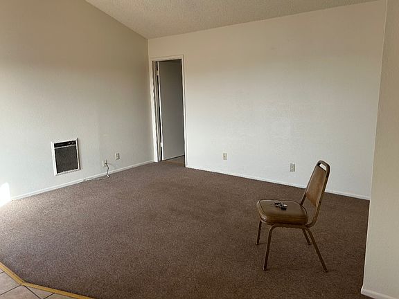 2nd image of 403 N Railroad Ave #277E93811