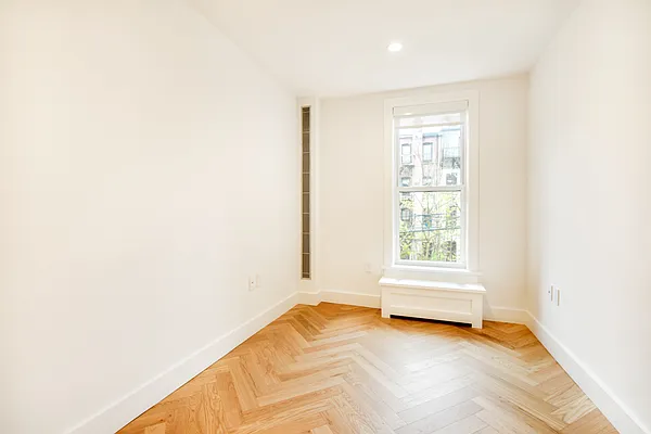 Rented by Corcoran | media 4