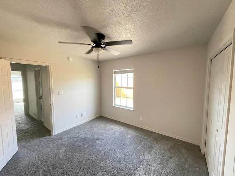 2212 Peachwood Ct — Photo 21