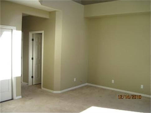 5th image of 3006 N 37th St Unit 10