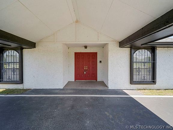 3rd image of 6443 N 134th East Ave