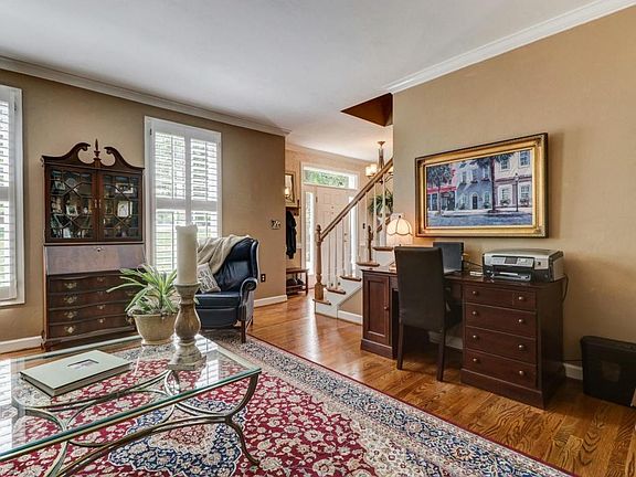 4th image of 6261 Stratford Way