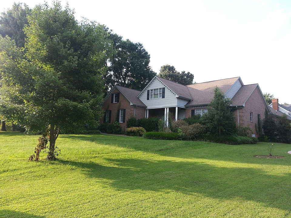 1st image of 206 Driftwood Dr