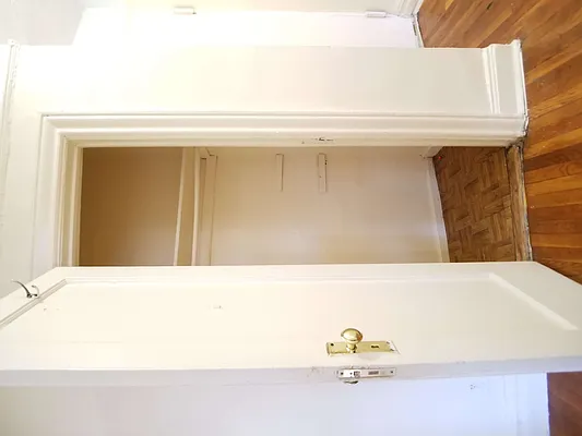 Rented by BRICK & GALO REALTY CORP | media 33