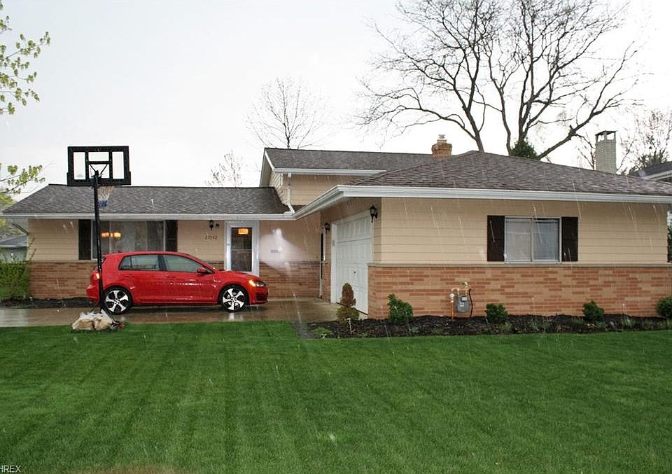 1st image of 22542 Sharon Ln
