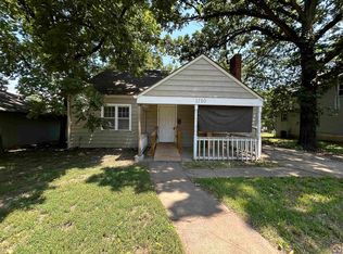 1710 SW Central Park Ave, Topeka, KS 66604