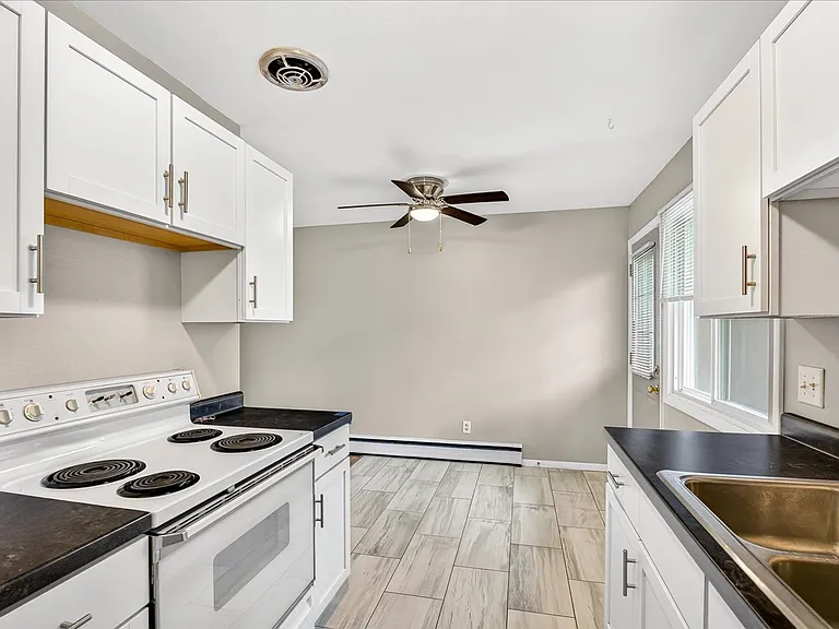 5726 Russett Rd — Photo 14
