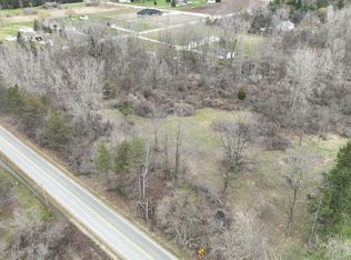 30 N Mill Rd, Dryden, MI 48428