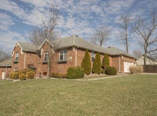 2221 E Kentwood St, Republic, MO 65738