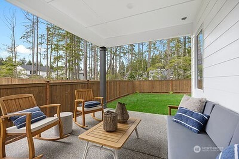 5th image of 6220 Crestner Drive SW #359