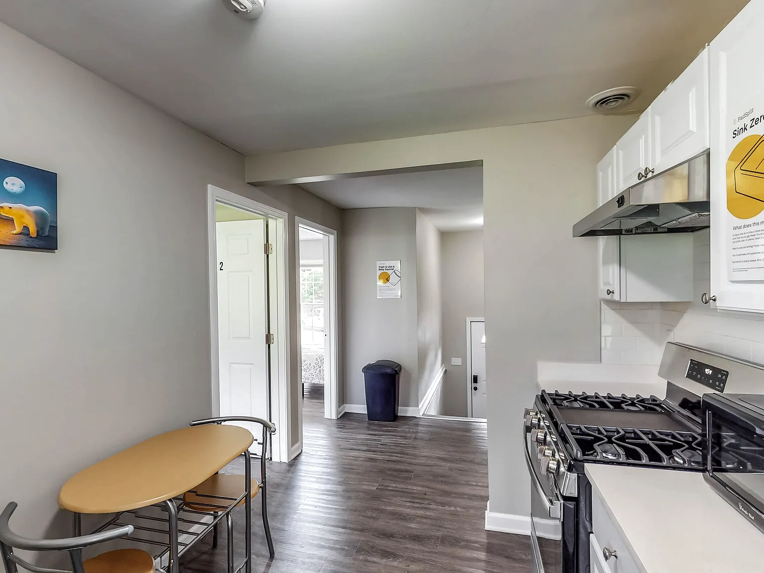 4 bed, 2.0 bath, 900 sqft, $654 — Photo 3