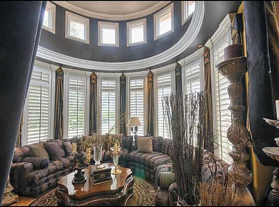 5th image of 6030 Torrey Pines Dr