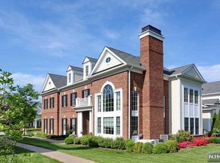 193 Harvest Way #10, Saddle River, NJ 07458