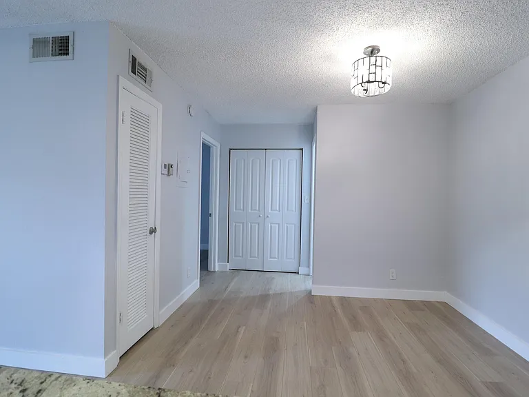 1271 NW 13th St #455E — Photo 7