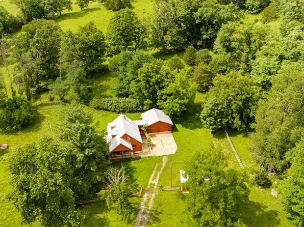 5621 Kiser Gap Rd, Franklin, WV 26807