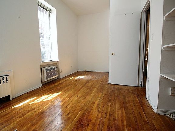 2nd image of 206 E 17th St #1