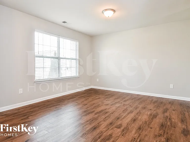 234 Taylors Landing Ave — Photo 5