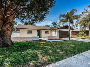 2412 Timbercrest Cir E, Clearwater, FL 33763