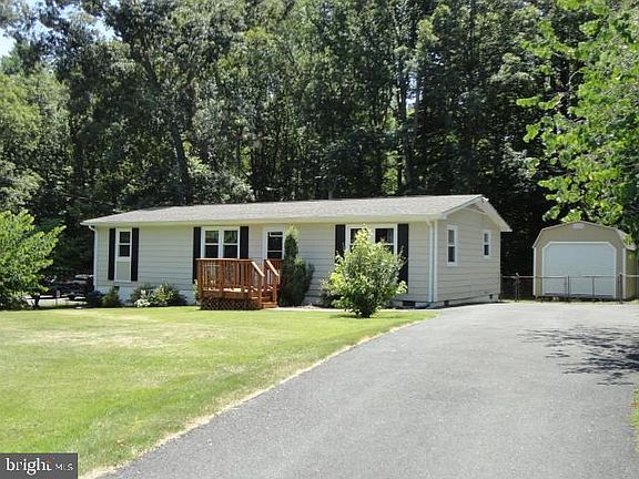 2nd image of 6704 Caribou Ct