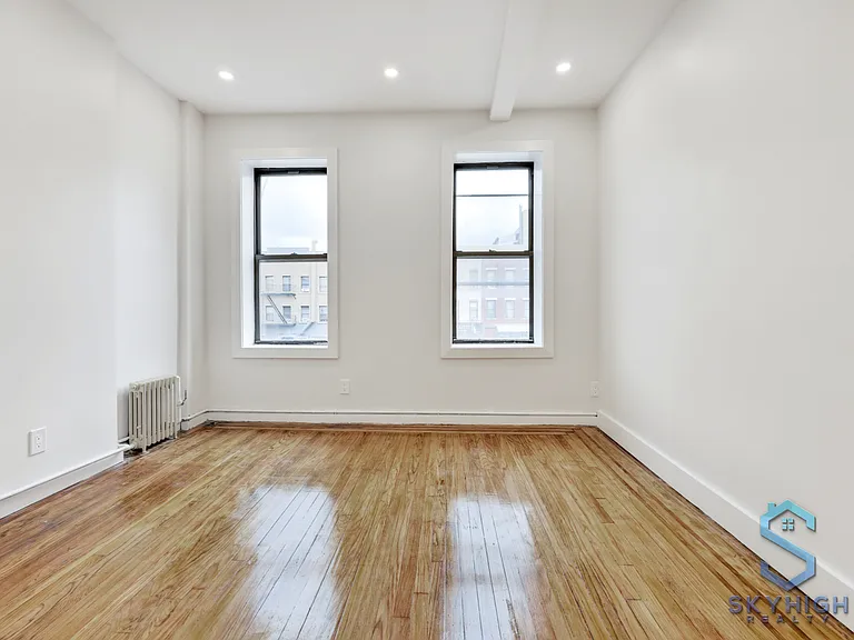 771 4th Ave #1B — Photo 9