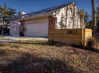 3803 SW Deer Trail Dr, Topeka, KS 66610