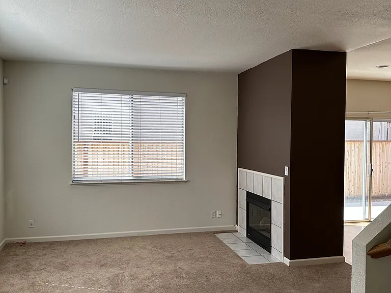 15491 Tern Ct — Photo 3