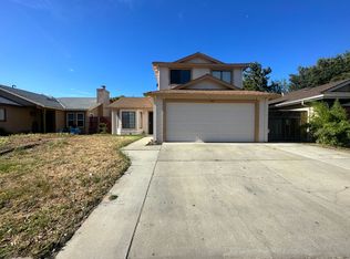 560 Clover Dr, Turlock, CA 95380