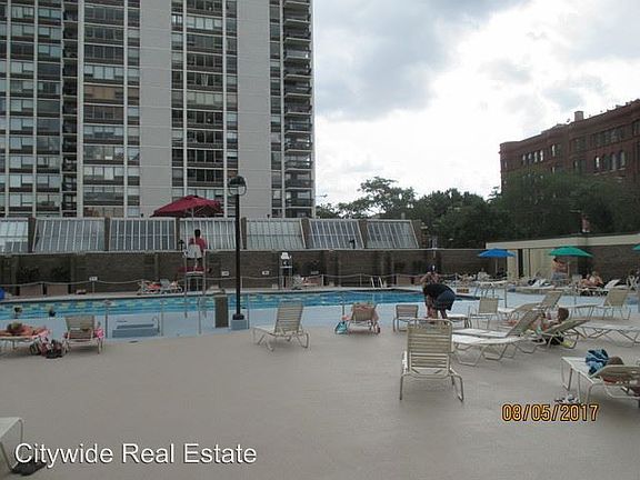 5th image of 1355 N Sandburg Ter APT 1405