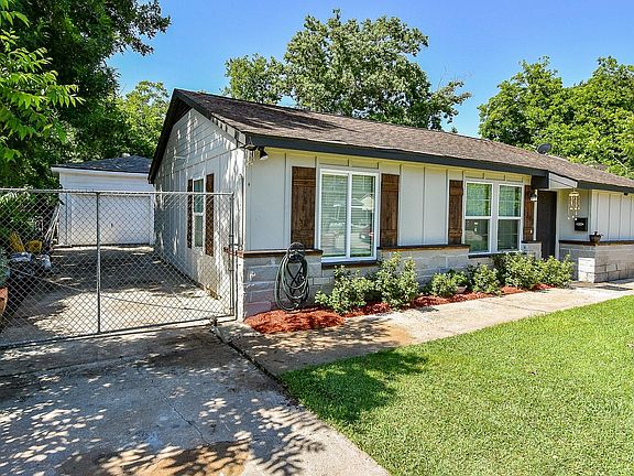2nd image of 1303 W Ellaine Ave
