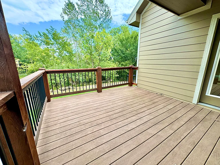 916 Diamondhead Dr — Photo 18