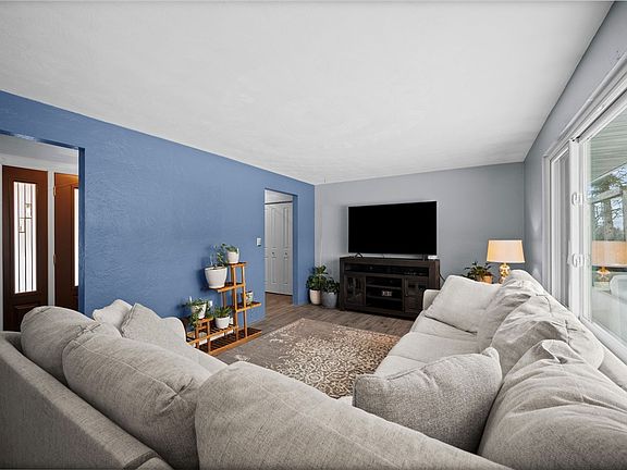 5th image of 436 Aten Rd