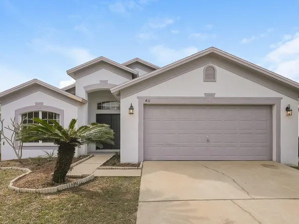 411 Sand Ridge Dr, Valrico, FL 33594