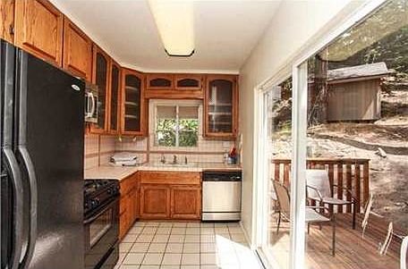 5th image of 26427 Forest Ln