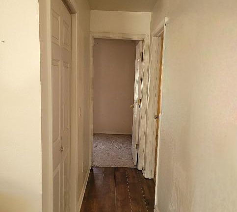 2nd image of 903 Meghan Ct #B