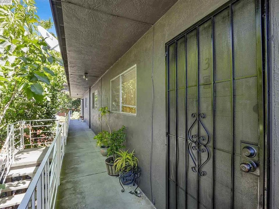 2nd image of 3252 Prentiss St APT 4