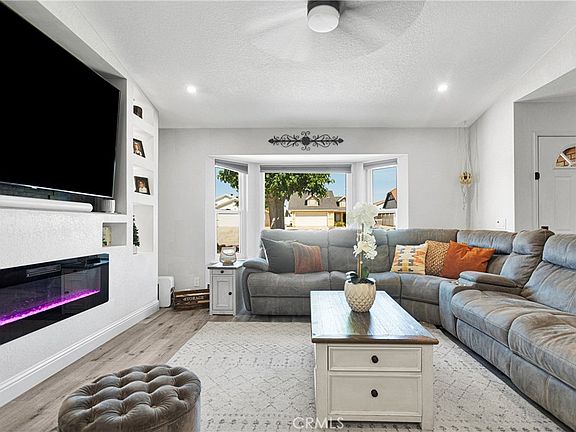 4th image of 13160 Tamarisk Rd