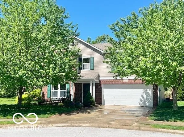 9967 Pine Grove Ct, Indianapolis, IN 46234