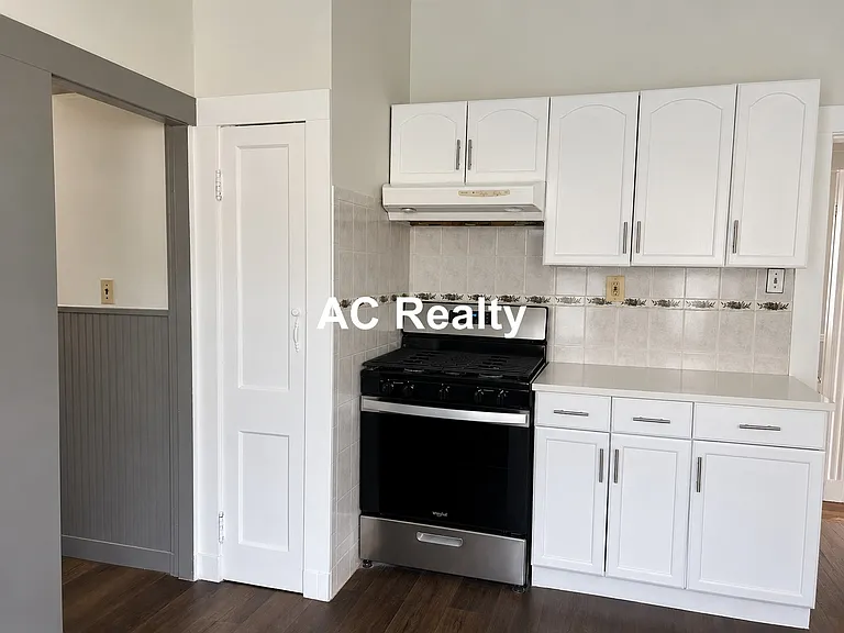 7 Judson St #2 — Photo 1