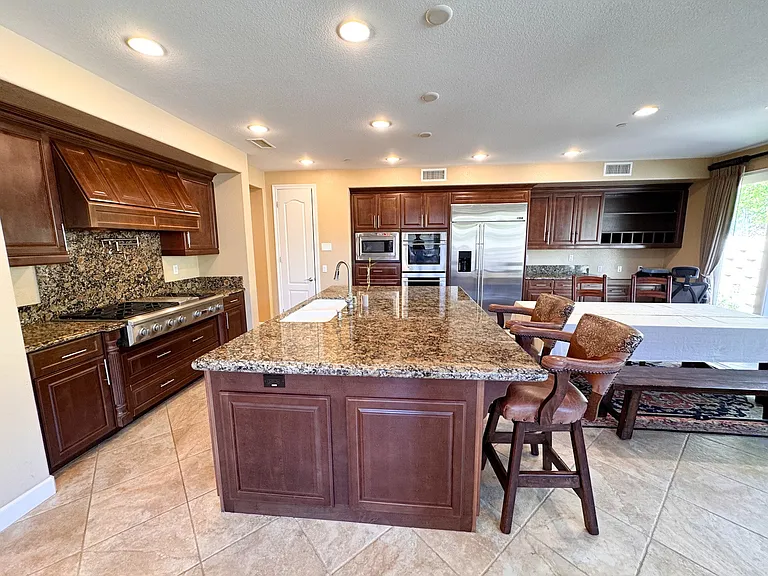 536 Quail Pointe Ln — Photo 16