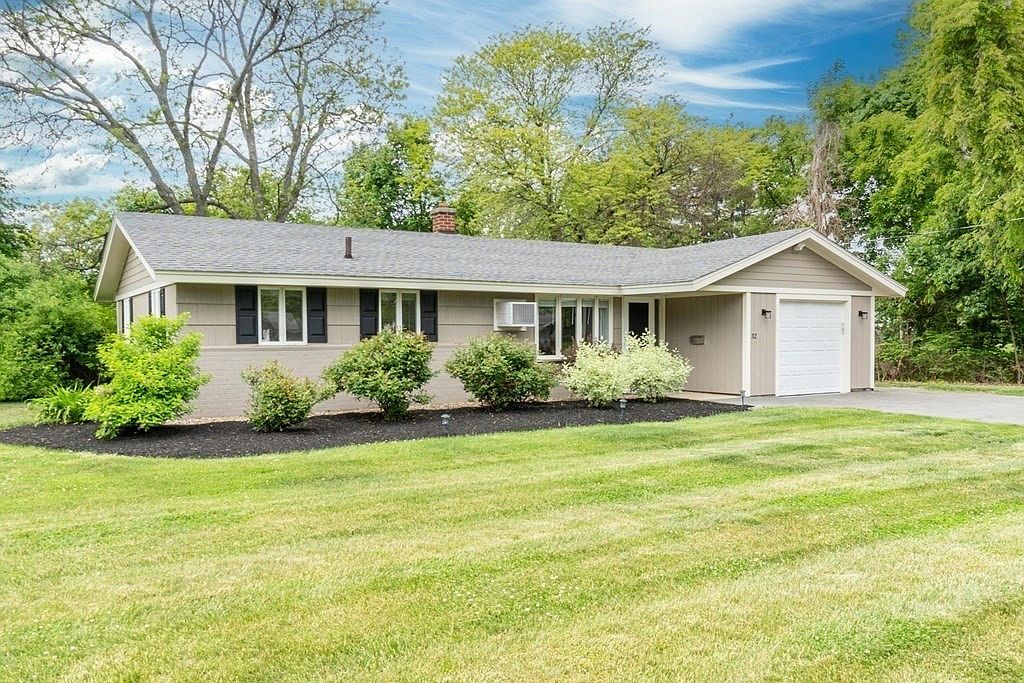 32 Massachusetts Ave, Danvers, MA 01923 | Zillow