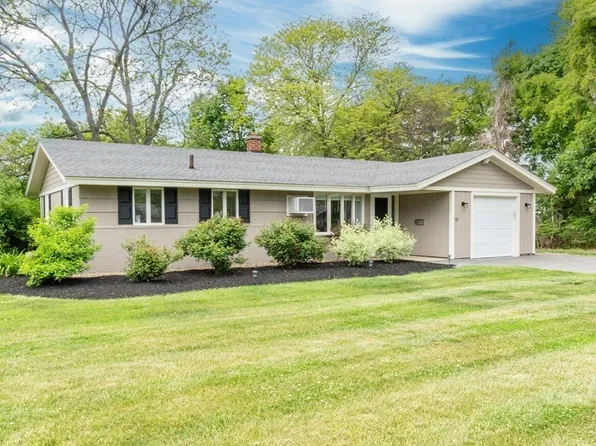 32 Massachusetts Ave, Danvers, MA 01923
