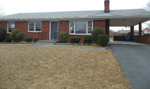 1st image of 1629 Lancaster Dr NW