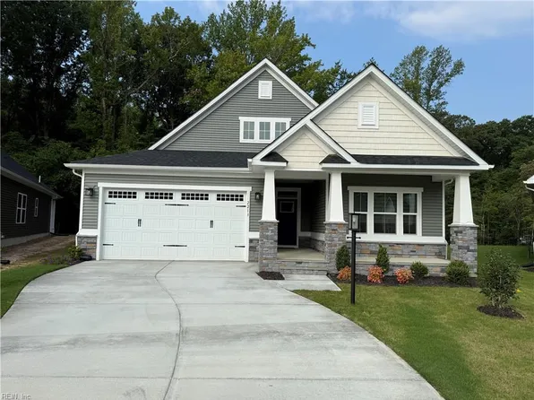 2213 Mainsail Dr, Carrollton, VA 23314