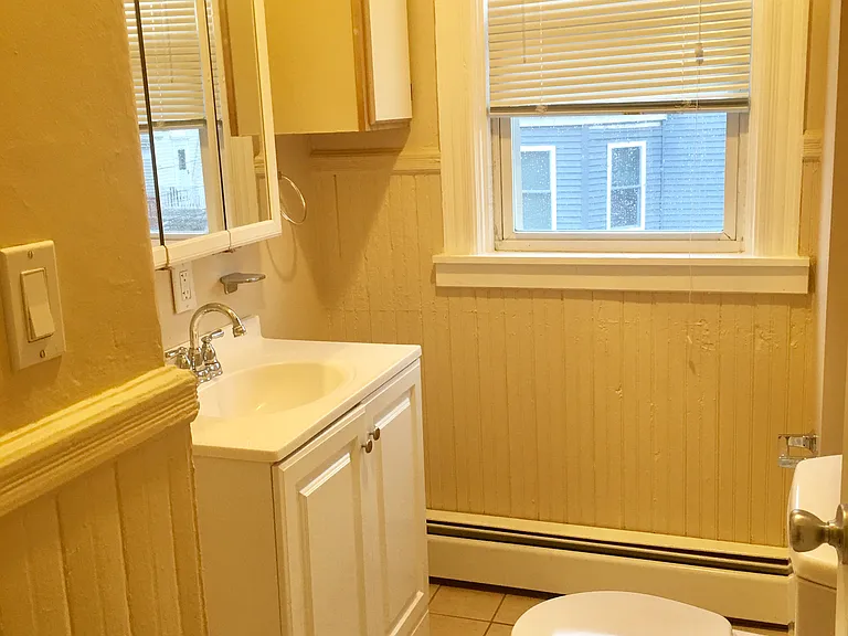 104 Knight St #3R — Photo 3