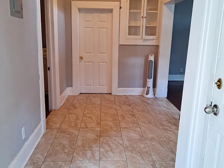 244 Princeton Ave #3 — Photo 13