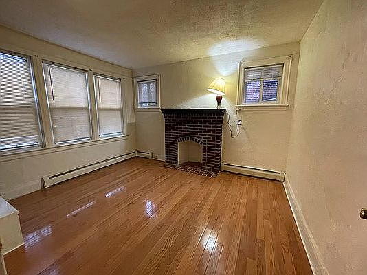 1st image of 33-16 86th St Floor 1