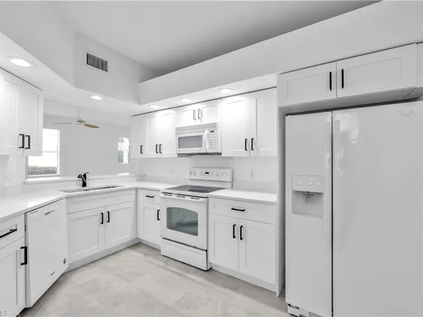 365 Stella Maris DR N #2901, NAPLES, FL 34114