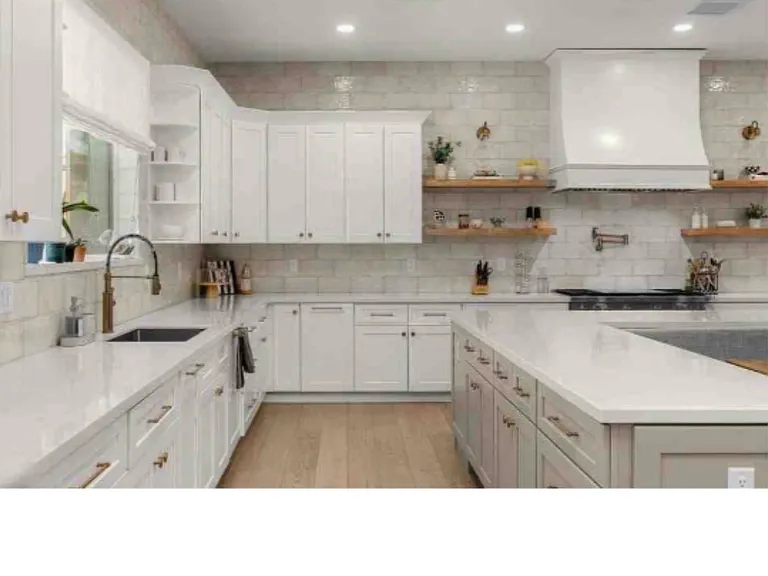 3516 N 35th Pl — Photo 24
