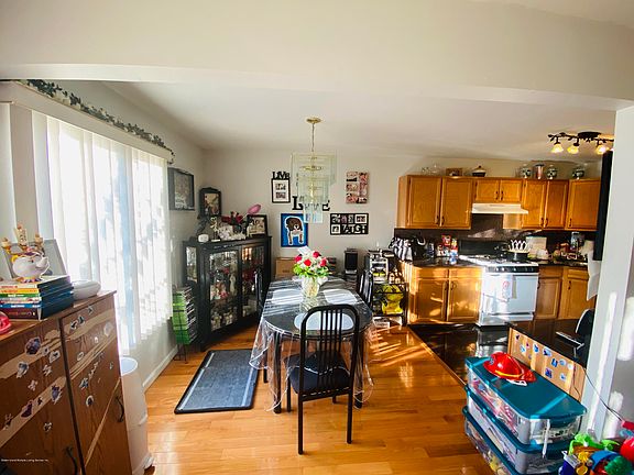 5th image of 343 Aspen Knolls Way